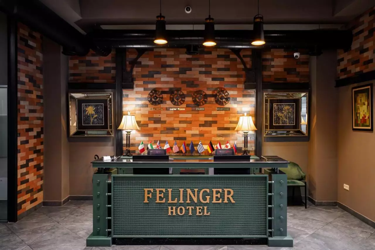 Hotel Felinger Collection